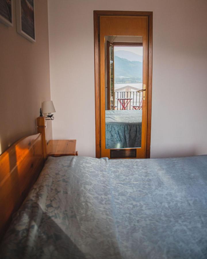 Locanda Del Boscaiolo Monasterolo del Castello Exteriör bild